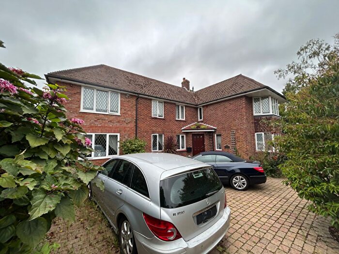 5 Bedroom Detached House For Sale In Midsummer Hill, Kennington, Ashford, Kent, TN24