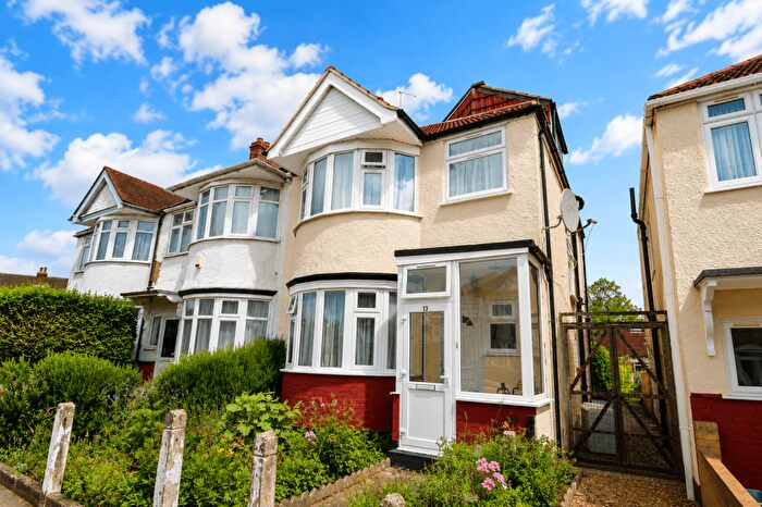 4 Bedroom Semi Detached House For Sale In Orchard Close, Wembley, Middlesex, HA0