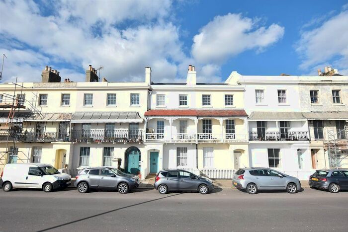 2 Bedroom Flat To Rent In Marina, St. Leonards-On-Sea, TN38