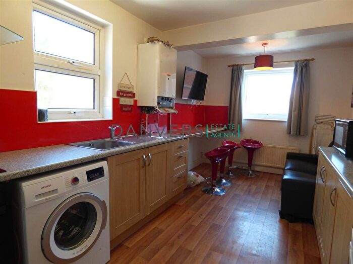 4 Bedroom Property To Rent In Imperial Avenue, Leicester, LE3
