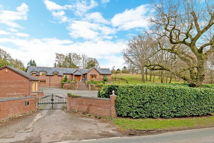 6 Bedroom Detached House For Sale In Delamere Road, Norley, Frodsham, WA6