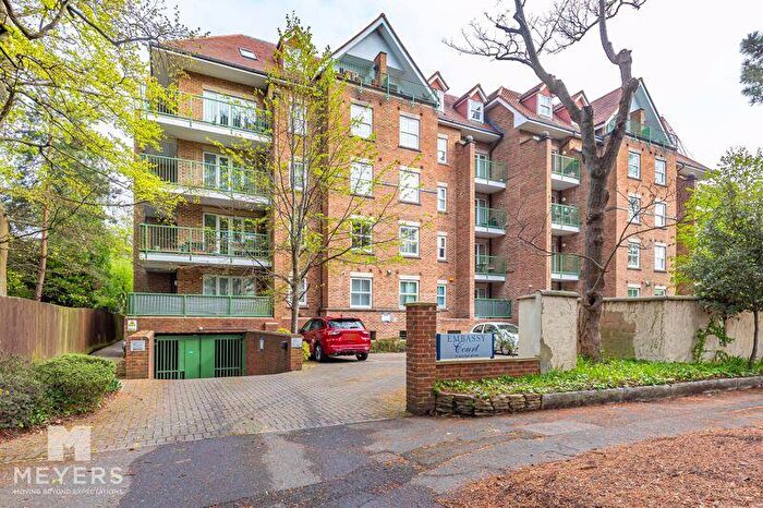 2 Bedroom Apartment To Rent In Embassy Court, Gervis Road, Bournemouth, BH1