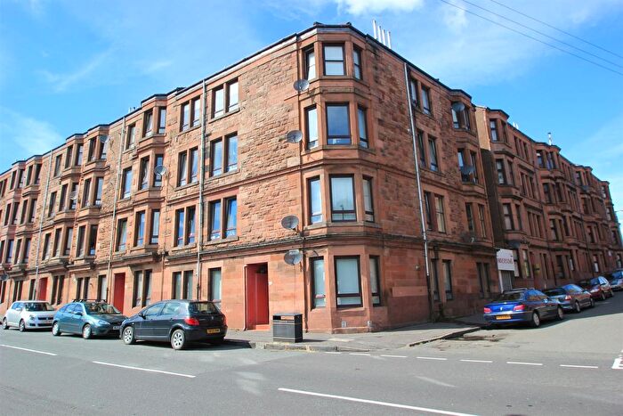 2 Bedroom Flat To Rent In Petershill Road, Springburn, G21