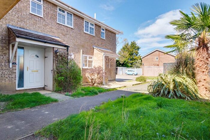 1 Bedroom Cluster House For Sale In Rownhams Road, Bournemouth, BH8