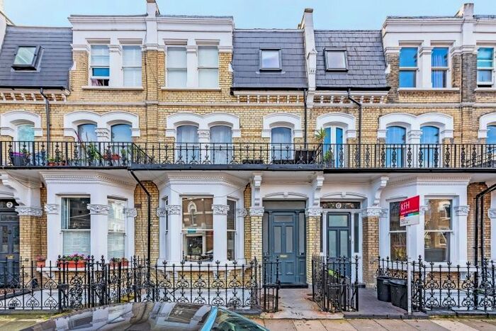Studio To Rent In Rostrevor Road, London, SW6