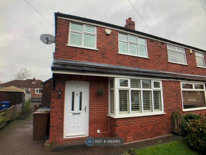 3 Bedroom Semi-Detached House To Rent In Ridge Crescent, Manchester, M45