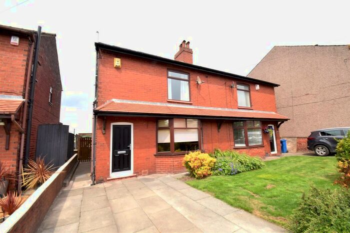 3 Bedroom House To Rent In Wigan Road, Atherton, Manchester, M46