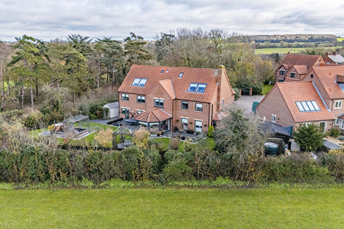 6 Bedroom Detached House For Sale In Manor View, Newark, NG23