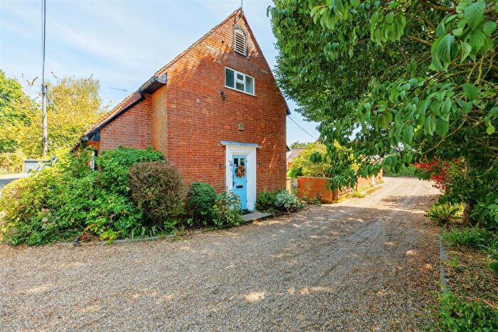 4 Bedroom Detached House For Sale In Mill Road, Badingham, Woodbridge, IP13