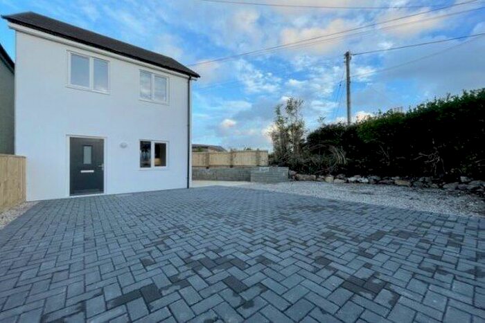 2 Bedroom Property To Rent In Higher Broad Lane, Redruth, TR15
