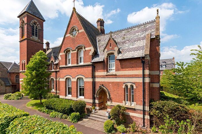 2 Bedroom Flat For Sale In Frome Court, Bartestree, Hereford, HR1