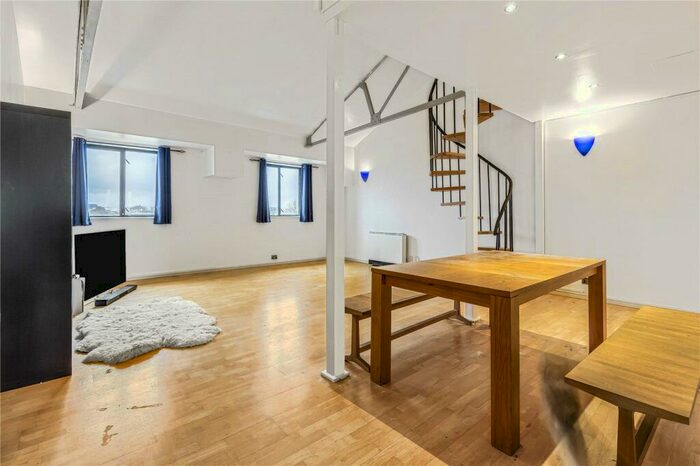 1 Bedroom Apartment To Rent In Jedburgh Road, London, E13