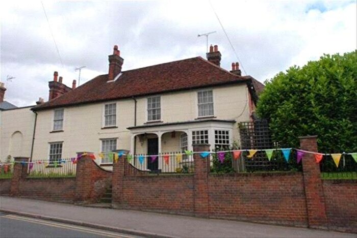 1 Bedroom Flat To Rent In Silver Street, Stansted, CM24