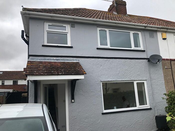 3 Bedroom Semi-Detached House To Rent In Halstatt Road, Deal, CT14