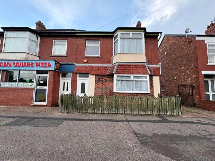 4 Bedroom Semi Detached House For Sale In Summergangs Road, Hull, North Humberside, HU8