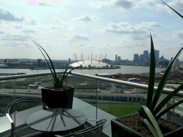 3 Bedroom Apartment To Rent In Alaska Apartments, London, Capital East, Royal Victoria Docks, E16