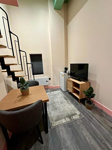 Studio To Rent In Burma Road, N16