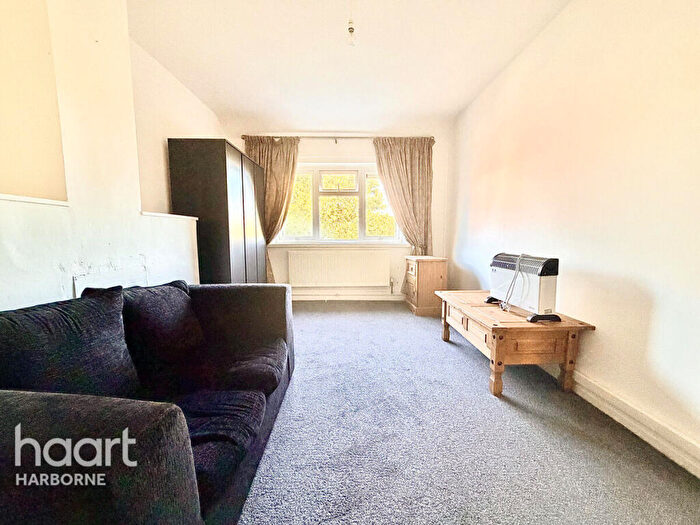 1 Bedroom Apartment To Rent In Harborne Lane, Harborne, B17