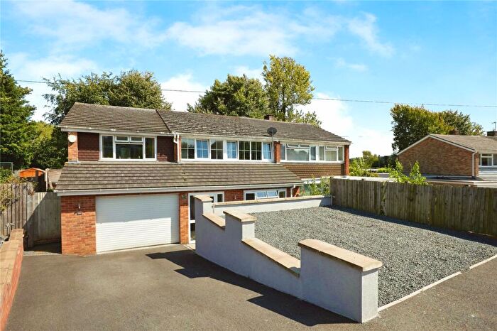 4 Bedroom Semi-Detached House For Sale In Saxon Leas, Winterslow, Salisbury, Wiltshire, SP5
