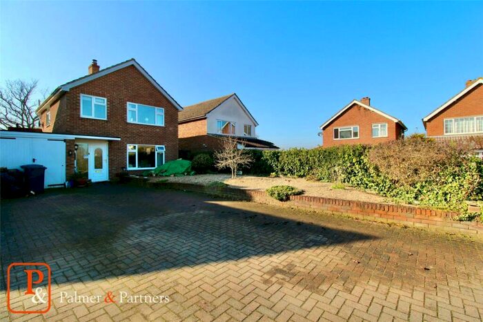 3 Bedroom Detached House For Sale In Dales View, Washbrook, Ipswich, Suffolk, IP8