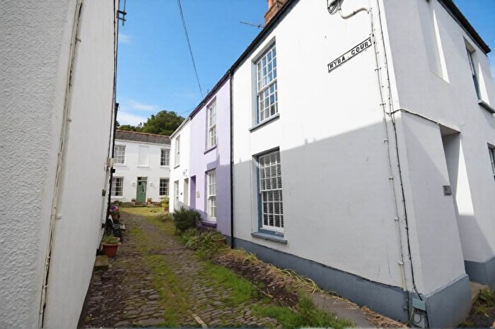 2 Bedroom Cottage To Rent In Myra Court, Irsha Street, EX39