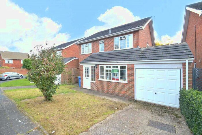 4 Bedroom Detached House To Rent In Norden Close, Maidenhead, Berkshire, SL6