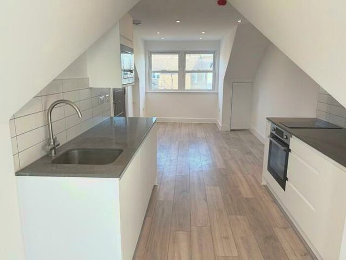 Studio To Rent In Mount View Road, Crouch End, N4