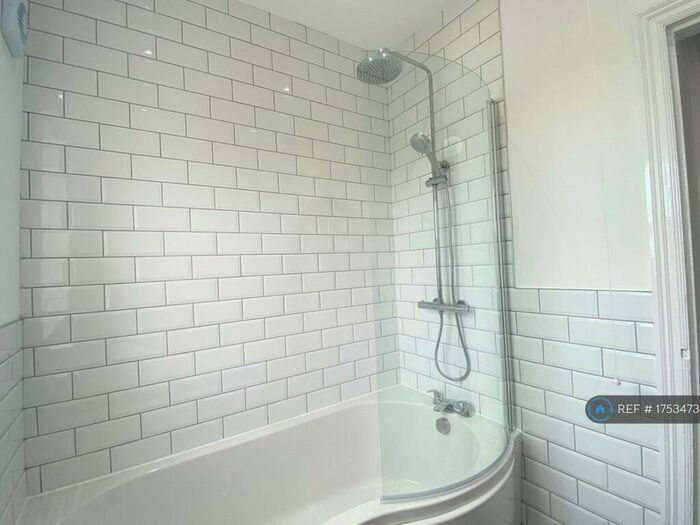 2 Bedroom Flat To Rent In Oxford Road, Bootle, L20