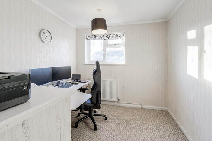 4 Bedroom Semi-Detached House For Sale In Whaddon Way, Bletchley, MK3