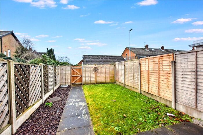 3 Bedroom Terraced House For Sale In Ashlea Green, Leeds, West Yorkshire, LS13