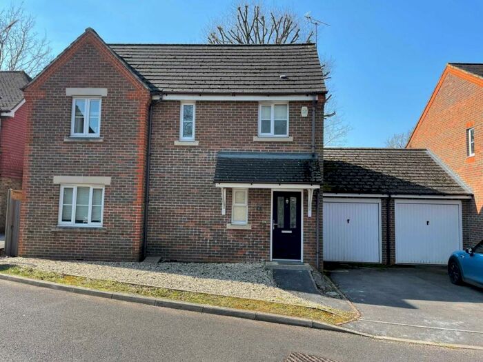 3 Bedroom Detached House To Rent In Hall Drive, Church Crookham Fleet, GU52