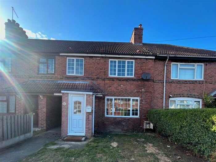 3 Bedroom Terraced House To Rent In Galway Road, Bircotes, Doncaster, DN11