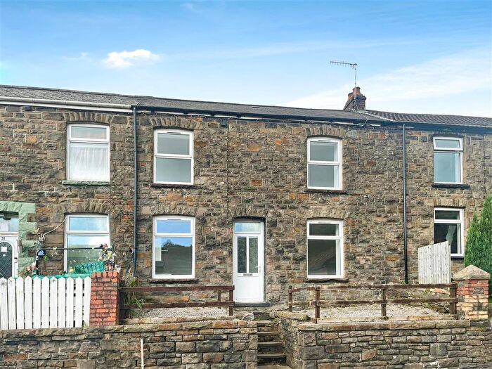 3 Bedroom House To Rent In East Road, Tylorstown, Ferndale, CF43