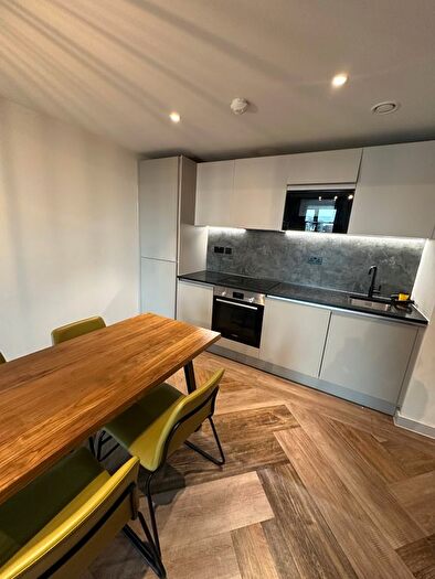 2 Bedroom Flat To Rent In Bendix Street, Manchester, M4