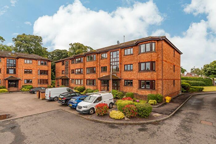 2 Bedroom Flat For Sale In / Cramond Road North, Edinburgh, EH4