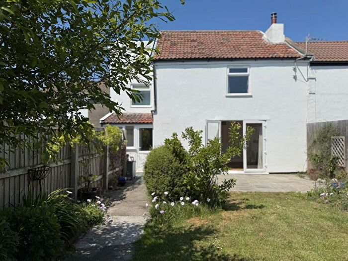 2 Bedroom Cottage For Sale In Worston Road, Highbridge, TA9