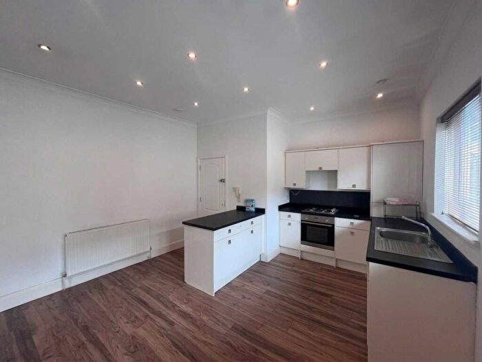 1 Bedroom Apartment To Rent In Finchley Road, Westcliff On Sea, SS0