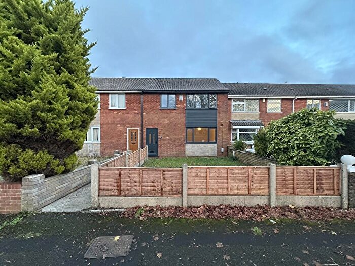 3 Bedroom Terraced House For Sale In Centre Gardens, Halliwell, Bolton, BL1