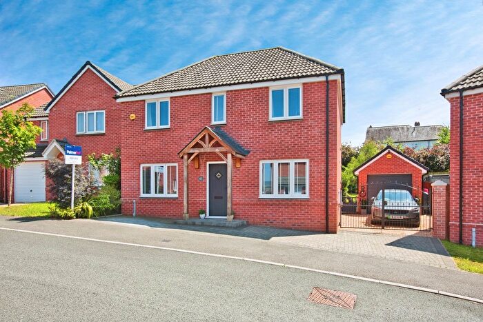 4 Bedroom Detached House For Sale In Desmond Rochford Way, Taunton, Somerset, TA1