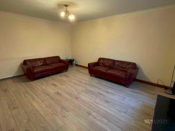 2 Bedroom Flat To Rent In Ashgrove Road, Ground Floor Left, Aberdeen, AB25