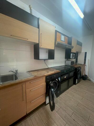 1 Bedroom Studio To Rent In London, IG11
