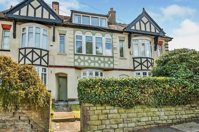 4 Bedroom House To Rent In Hangingwater Road, Sheffield, S11