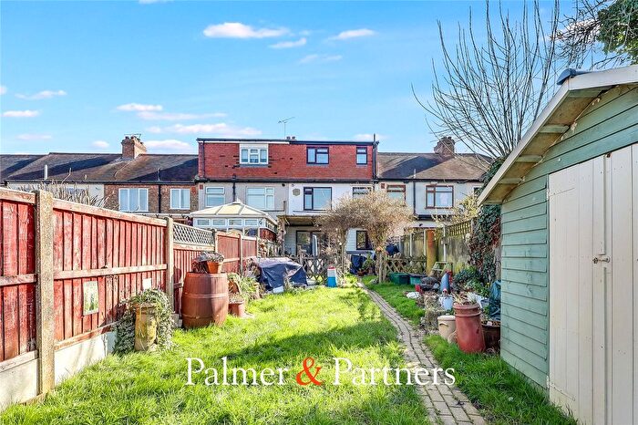 5 Bedroom Terraced House For Sale In Crompton Street, Chelmsford, Essex, CM1