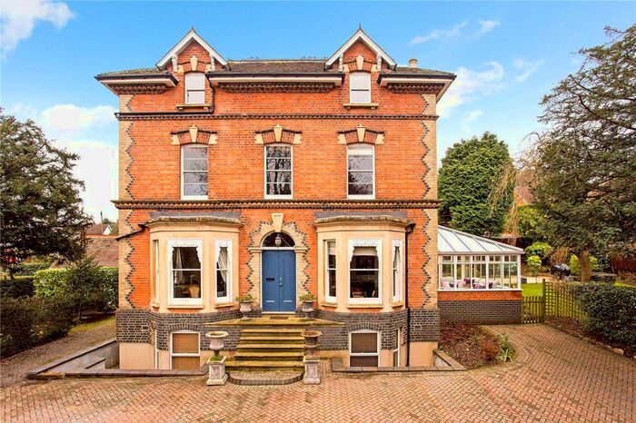 6 Bedroom Detached House To Rent In Oakley Road, Battledown, Cheltenham, Gloucestershire GL52