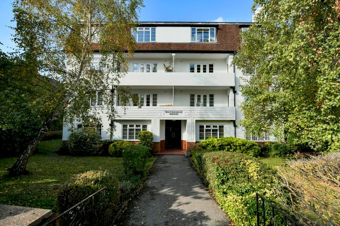 2 Bedroom Flat To Rent In Richmond Road, Twickenham, Uk, TW1