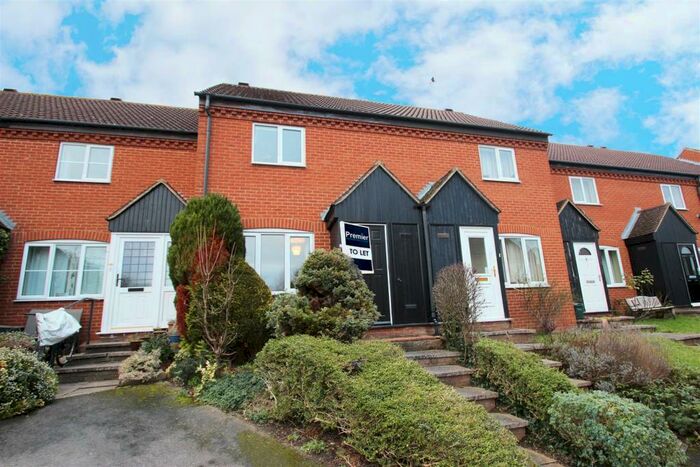 2 Bedroom House To Rent In Broadhurst Gardens Littlemore, OX4