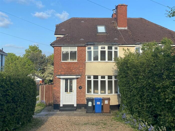4 Bedroom Semi-Detached House To Rent In Rugeley Road, Burntwood, Staffordshire, WS7