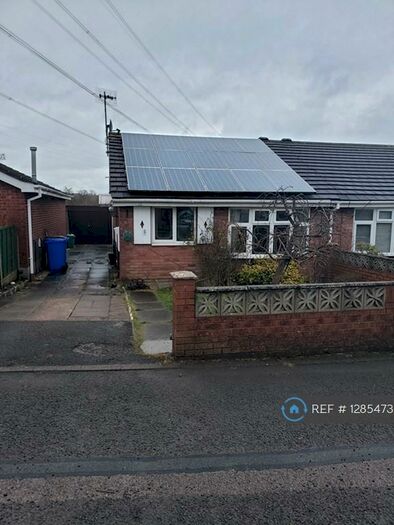 3 Bedroom Bungalow To Rent In Rainham Grove, Stoke-On-Trent, ST6