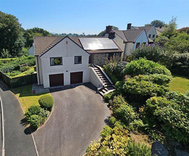 3 Bedroom Detached Bungalow For Sale In Manor Road, Tavistock, PL19