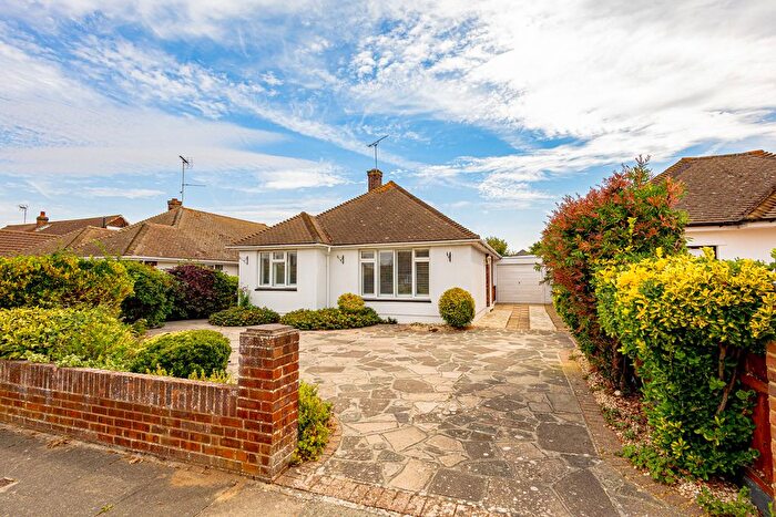 2 Bedroom Detached Bungalow For Sale In St. James Avenue, Southend-On-Sea, SS1